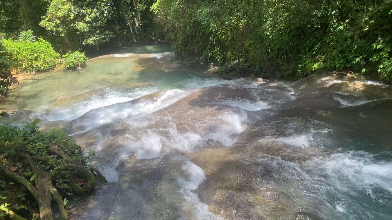 Benta River Falls And The Magnificent Mayfields Falls (3)
