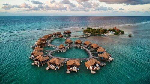 Sandals Royal